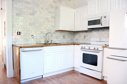 The Ceramic Subway Tile Backsplash Homearttile