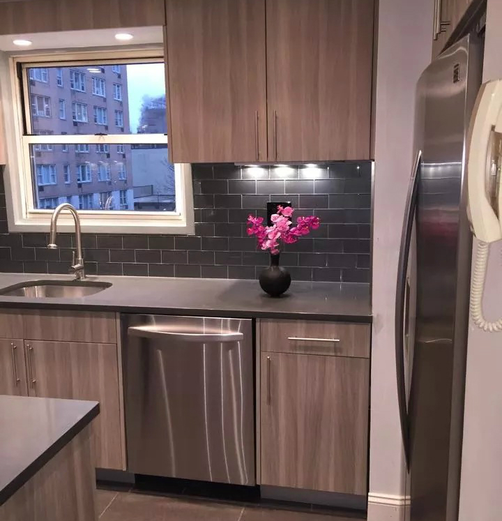 https://homearttile.com/wp-content/uploads/2018/01/kitchen-cabinets-manhattan-nyc.jpg