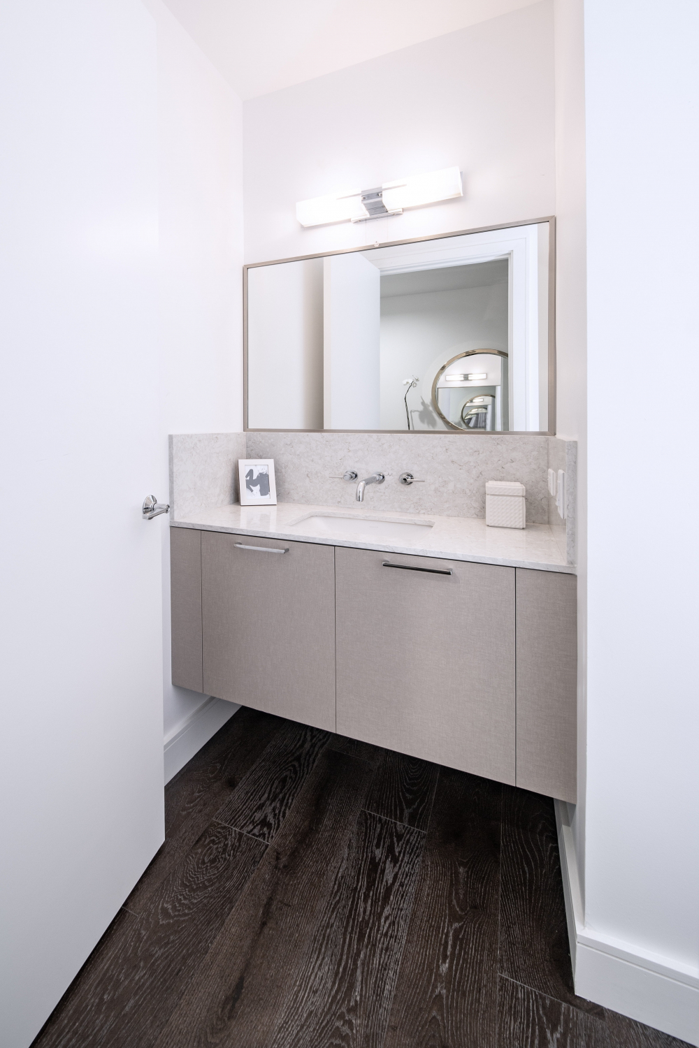 Modern Bathroom Vanities Ideas For Your Remodel in 2021