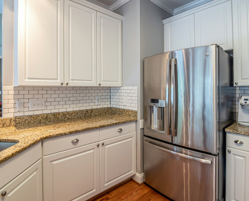White Subway Tile Backsplash Ideas for Your Kitchen | Home Art Tile Kitchen and Bath