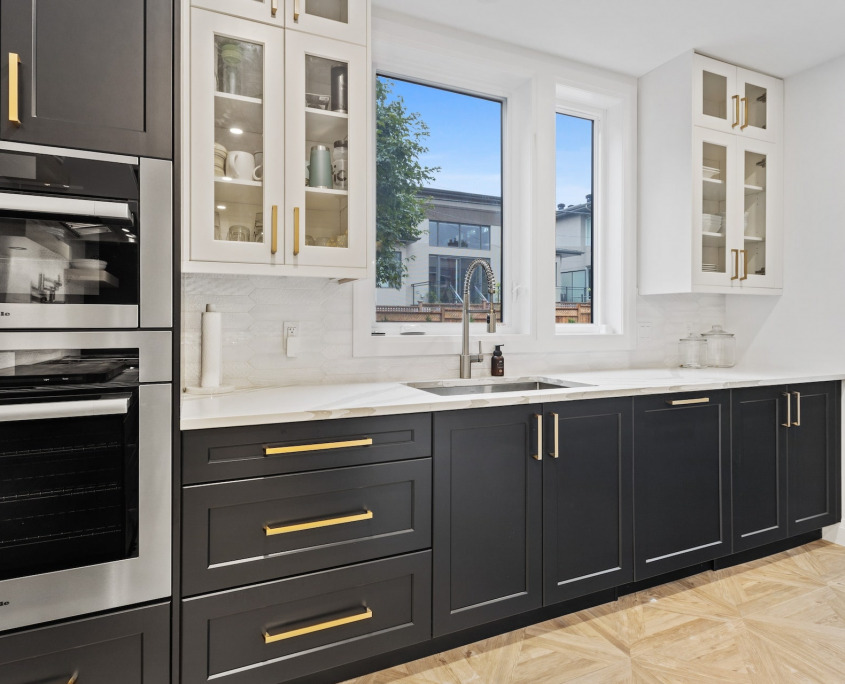 Elevate Your Kitchen  Embrace Modernity with Black Kitchen Ideas